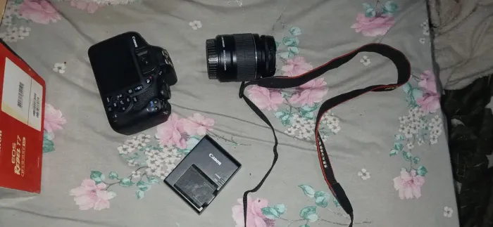 Kit Canon Rebel T7