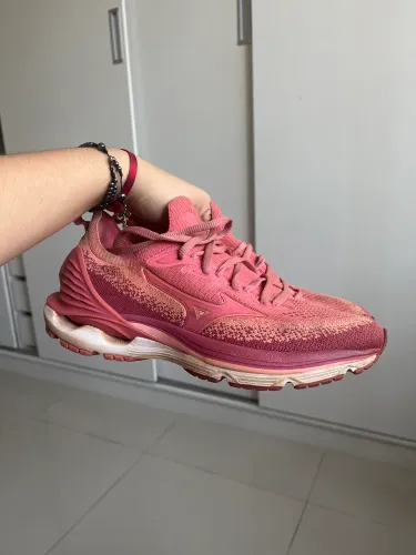 Mizuno Wave Laser Feminino