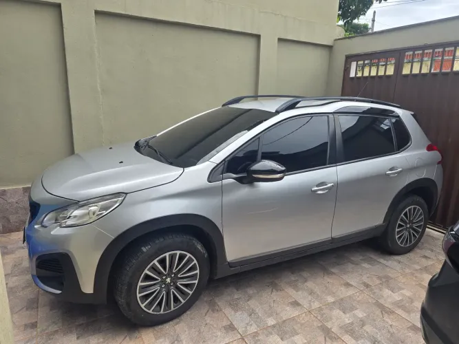 Peugeot 2008 Allure 1.6 Flex 16V 5P Aut. 2020