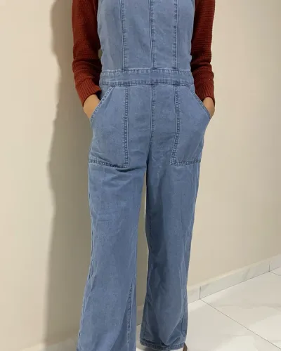 Macacão Jeans Novinho