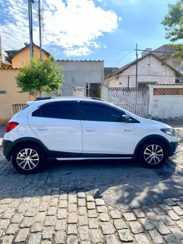Chevrolet Onix Activ 1.4 8V Flex Mec. 4P 2017