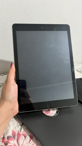 iPad 5ª geração A1822 - 32GB