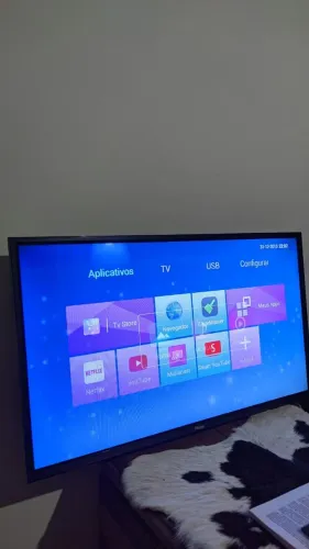Smart TV Philco 32" - Ótimo Estado!