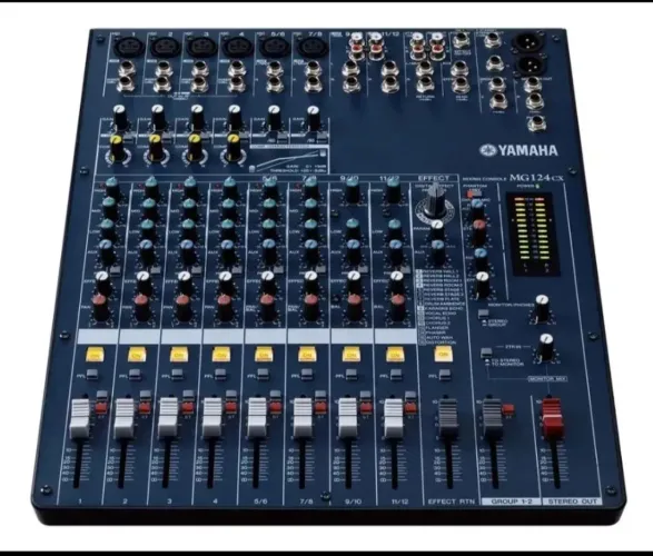Mesa de som Yamaha mg124cx