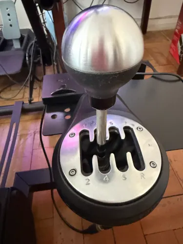 Thrustmaster câmbio TH8A