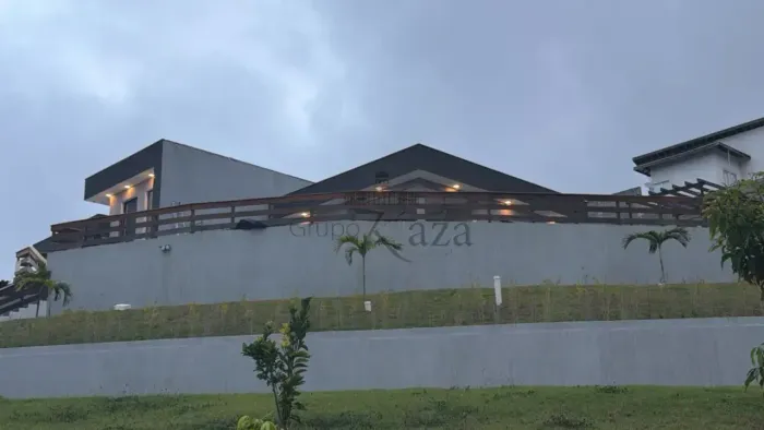 Oportunidade  Casa em Condomínio  Condomínio Parque Vale dos Lagos  São Silvestre de Jacar