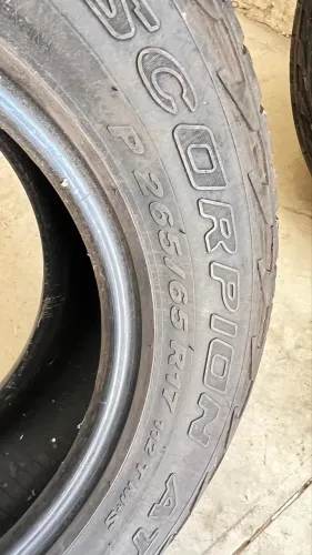 Pneu pirelli scorpion 265/65 17