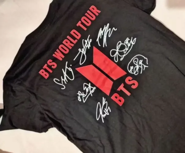 Camisa preta kpop