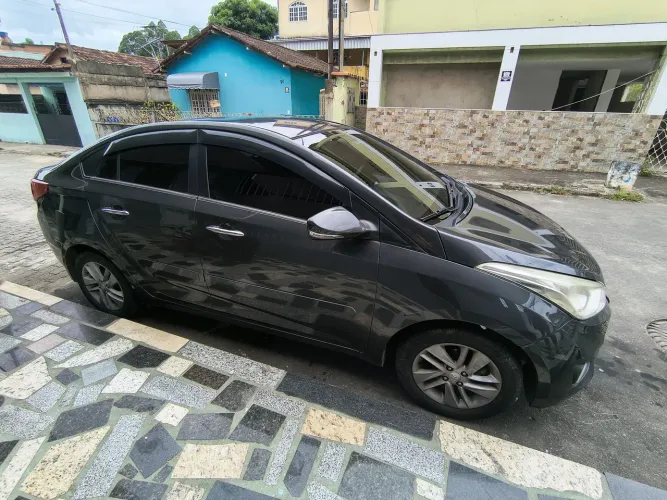 Hyundai HB20S Premium 1.6 Flex 16V Aut. 4P 2014