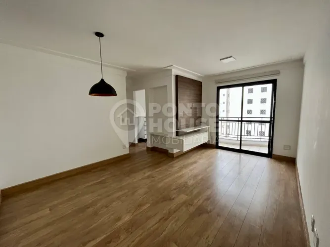 Apartamento 3 dormitórios com 1 suíte à venda no Bairro Saúde