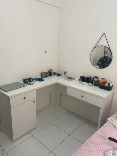 Escrivaninha em L