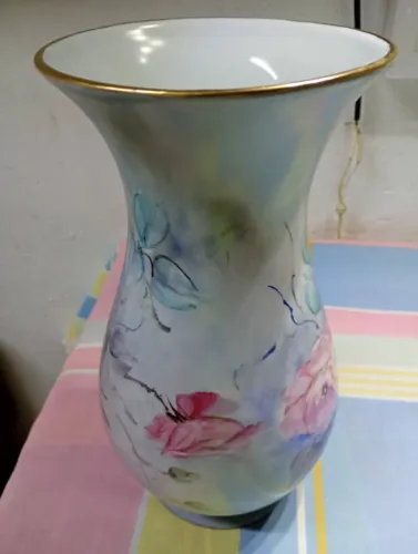 Vaso em porcelana pintura Floral