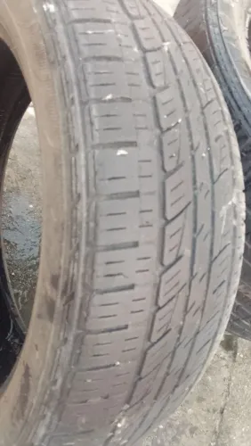 Vendo pneus para aro 20 os carro em bom estado 650