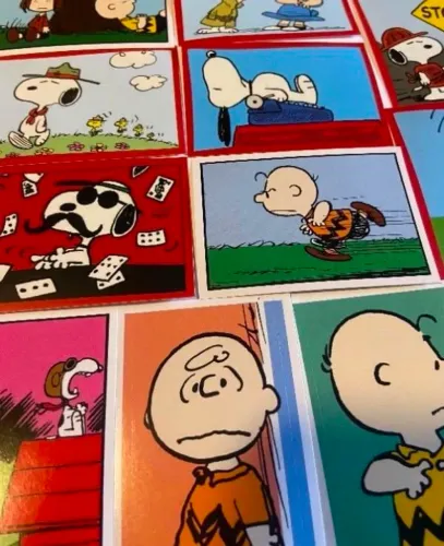 Figurinhas snoopy-20 unidades