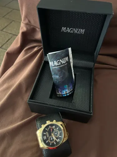 Relógio Magnum original
