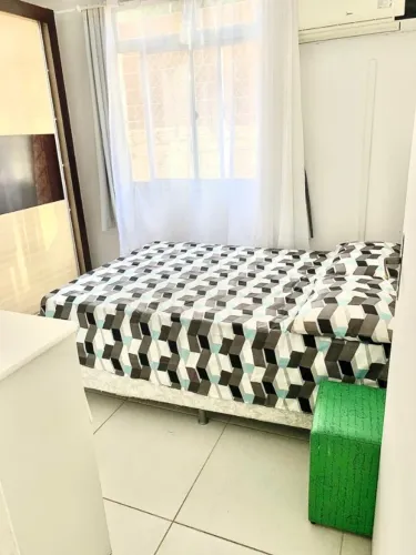 Aluguel de quarto na orla de Coqueiros ( só mulheres)