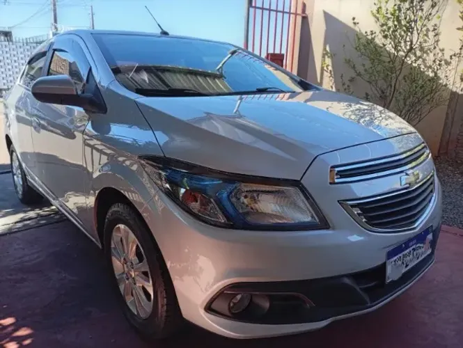 Chevrolet Prisma Sed. LT 1.4 8V Flexpower 4P Aut. 2015
