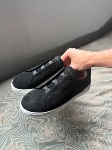 ZEGNA TRIPLE STITCH 44 NUNCA USADO