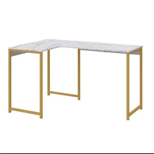 Mesa de estudo em L com estrutura de metal
