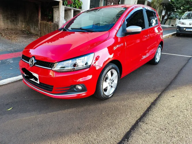 Volkswagen Fox Rock IN RIO 1.6 MI Total Flex 8V 5P 2016