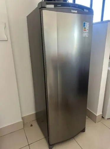 Vendo geladeira 342L