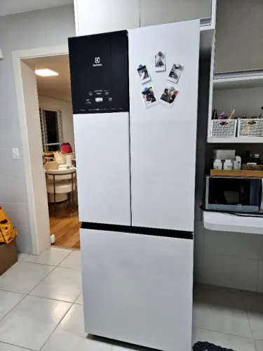 Geladeira Electrolux 484l  220 v, modelo IMT7 branca