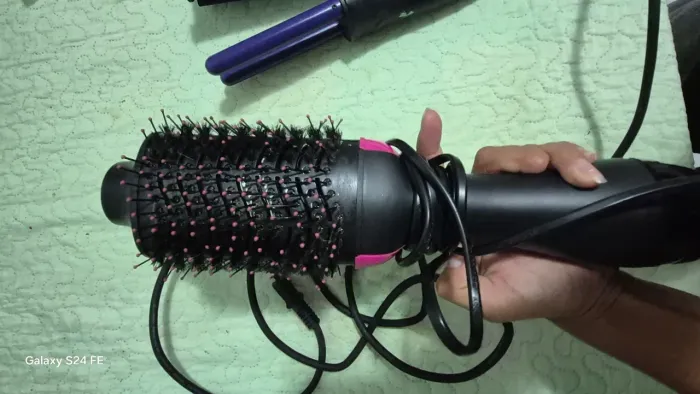 Escova secadora