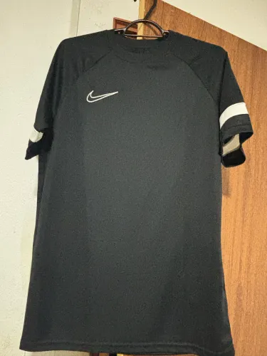 Camiseta Nike Dri-FIT Academy Masculina