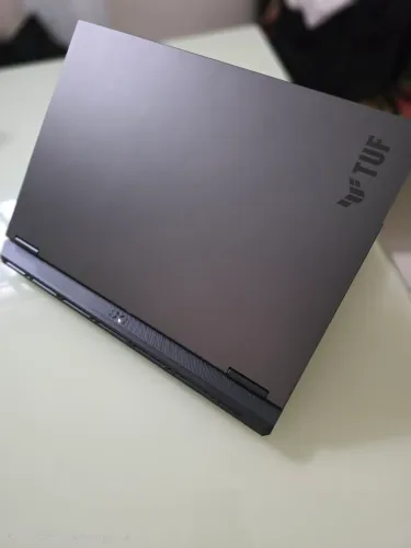 Vendo notebook gamer ASUS TUF Gaming F16 com RTX 5050