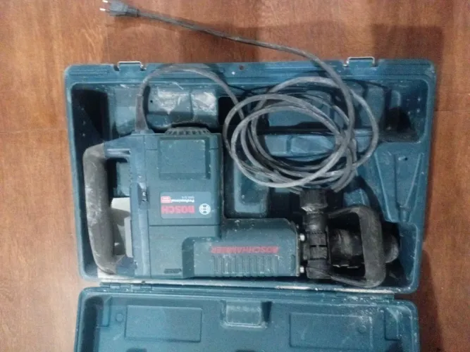 Martelete rompedor de impacto BOSCH GSH 11e Professional