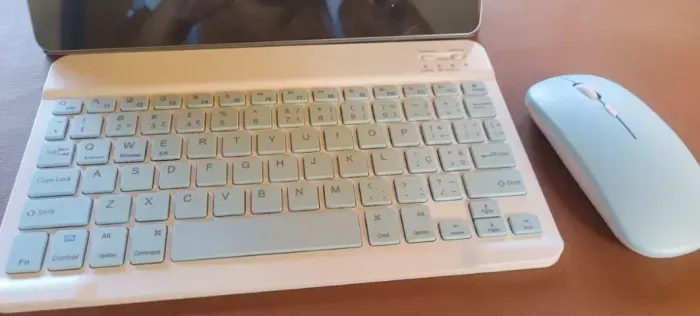 Kit de Teclado e Mouse Sem Fio Bluetooth Macaron