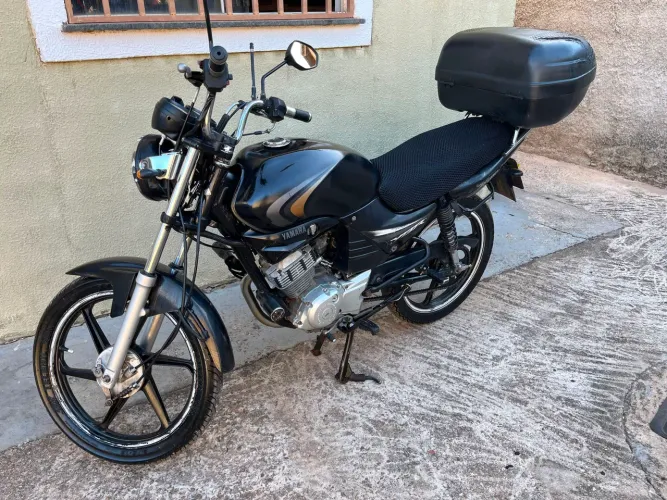 Vendo uma Moto Yamaha YBR 2007