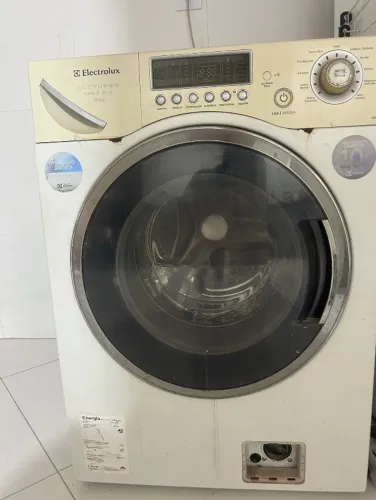 Máquina lava e seca eletrolux 9kg