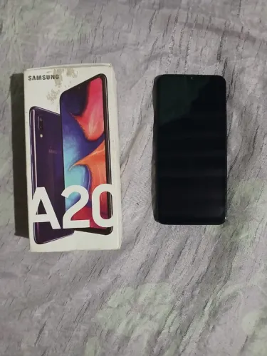 Samsung Galaxy A20 32gb/3gb ram