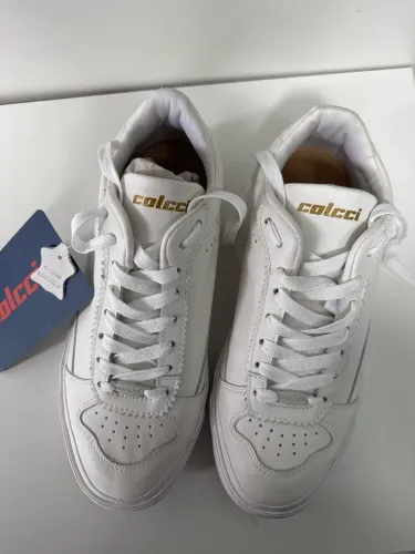 Tênis Colcci 001 Leather branco unissex TAM. 37 e TAM 38