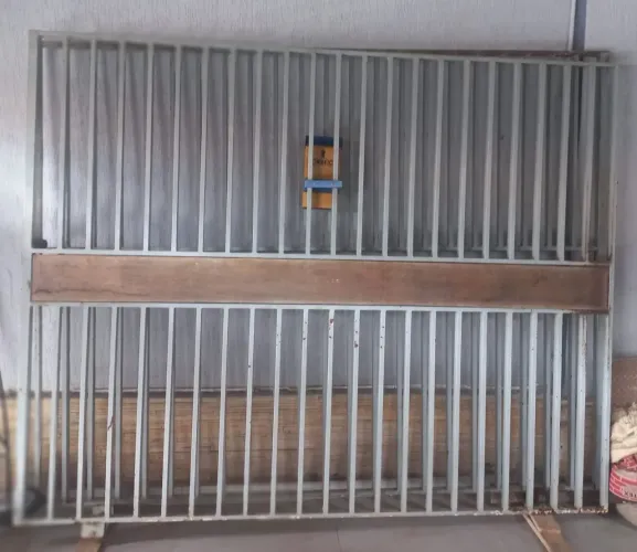 Portão Deslizante de Metalon (2 Folhas - 2,50 x 2,00m)