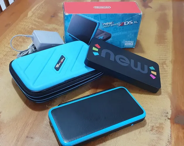 Nintendo 2DS XL Travado