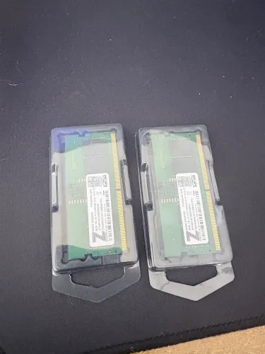Kit Memória RAM DDR5 16GB (2x8GB) 5600MHz SODIMM para Notebook