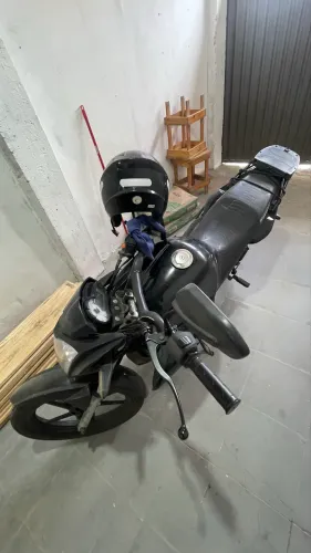 Motocicleta fazer 150cc