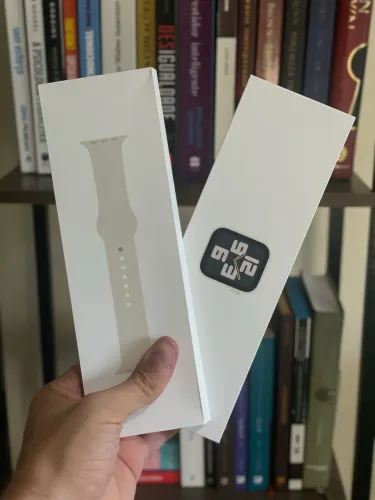 Apple Watch SE 2 Prata