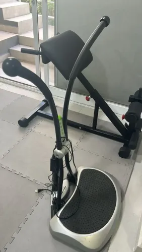Plataforma vibratória 220w <br>600 re