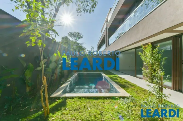 CASA EM CONDOMÍNIO - ALTO DA BOA VISTA - SP