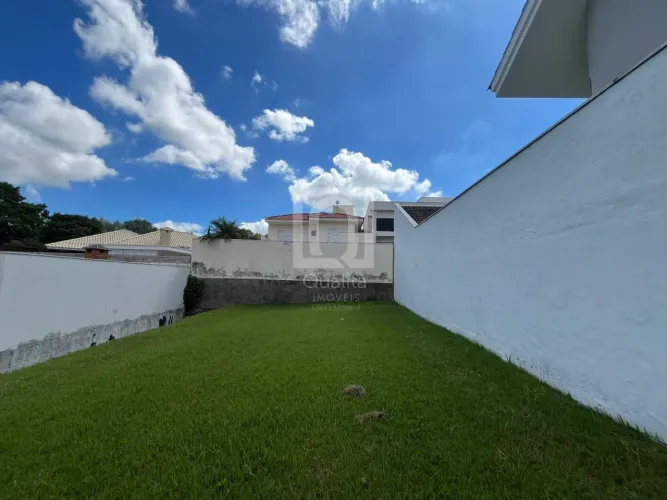 Terreno de 330 m à venda no Condomínio Lago da Boa Vista, em Sorocaba.
