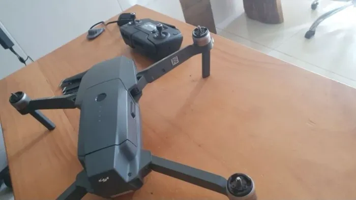 DJI Mavic Pro sem bateria com bolsa e hub