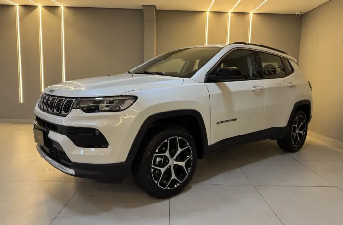 Jeep Compass Long. T270 1.3 TB 4X2 Flex AUT 2026