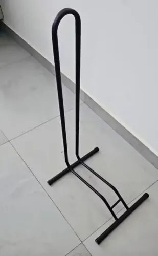 Suporte de chão para bike aro de 20 a 29