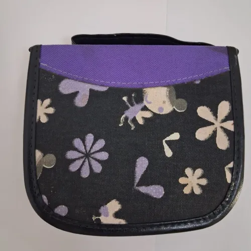Porta CDs Fada Flores Roxo/Preto - Para 24 CDs