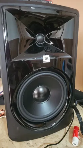 Monitor de audio jbl