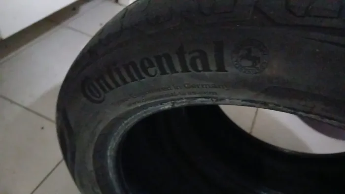 4 pneus continental 205/55 R17