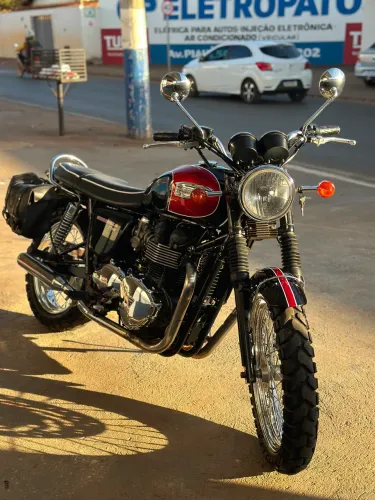 VENDE BONNEVILLE T100 2014 (EDIÇÃO 110 TRIUMPH).